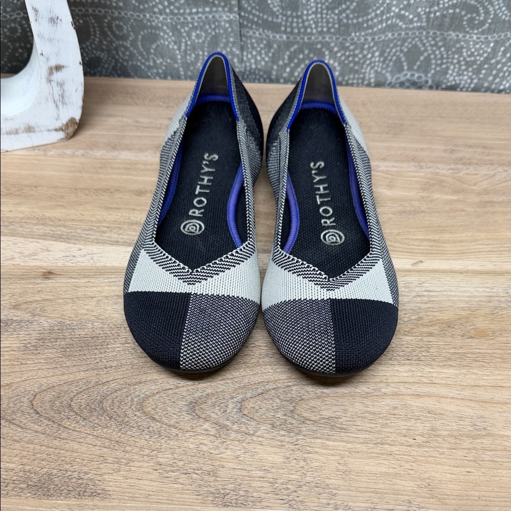 Rothy's Women's Black and White Flats